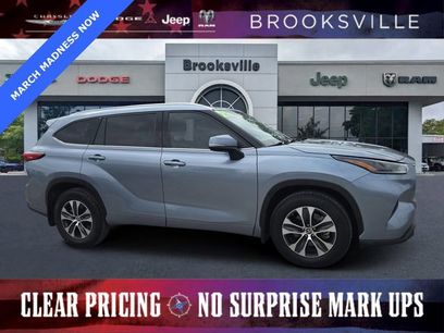 Used 2021 Toyota Highlander XLE