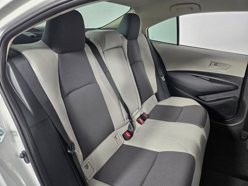 Used 2026 Toyota Corolla LE FWD image 17