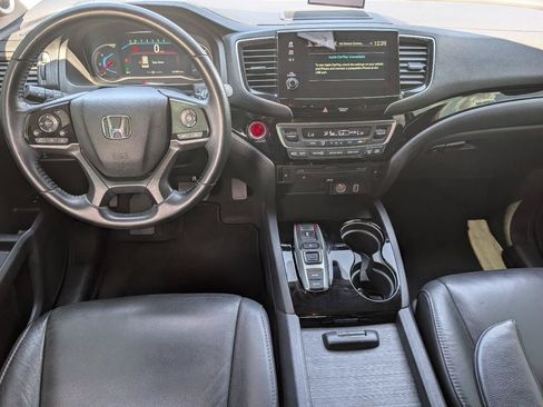 Used 2019 Honda Pilot Touring image 7