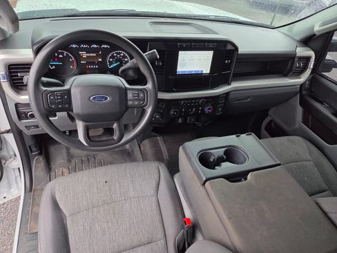 Used 2024 Ford F250 XL AWD/4WD image 6