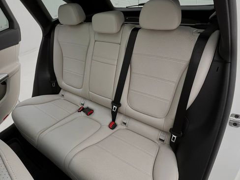 Used 2023 Mercedes-Benz GLC 300 GLC 300 image 15