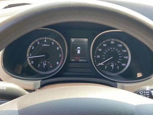 Used 2017 Hyundai Santa Fe Sport AWD/4WD image 34