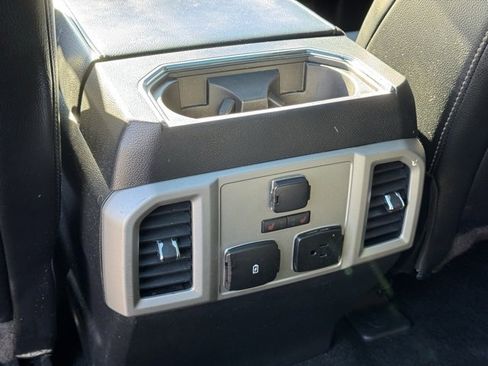 Used 2018 Ford F150 Lariat w/ Equipment Group 502A Luxury image 15