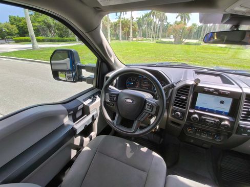 Used 2022 Ford F250 XL w/ Power Equipment Group AWD/4WD image 19