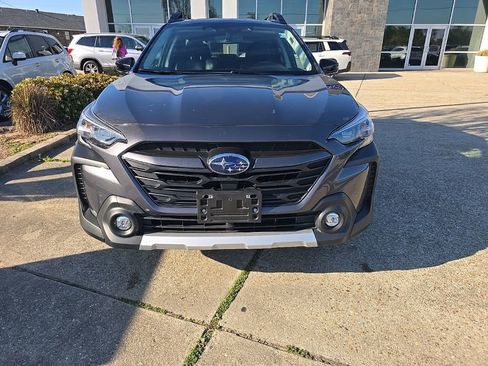 Used 2023 Subaru Outback Limited image 13