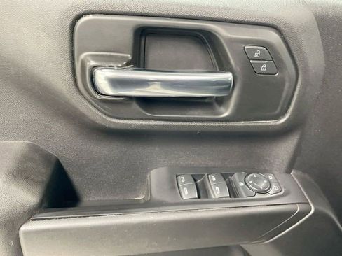 Used 2021 Chevrolet Silverado 1500 Custom image 13