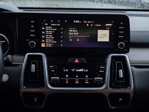 Certified 2023 Kia Sorento SX Prestige AWD/4WD image 25