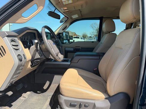 Used 2015 Ford F350 Lariat image 10