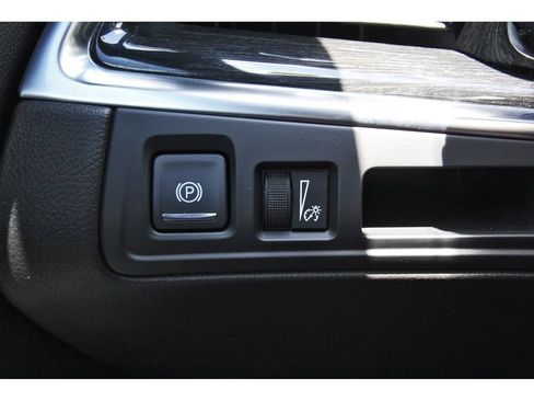 Used 2022 Cadillac XT5 Premium Luxury FWD image 19