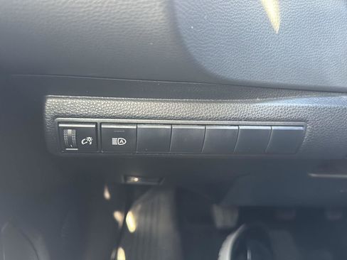 Used 2021 Toyota Corolla XSE image 19