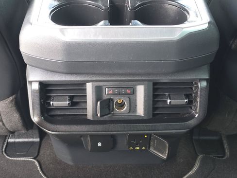 Used 2022 Ford F150 Lightning Platinum AWD/4WD image 18