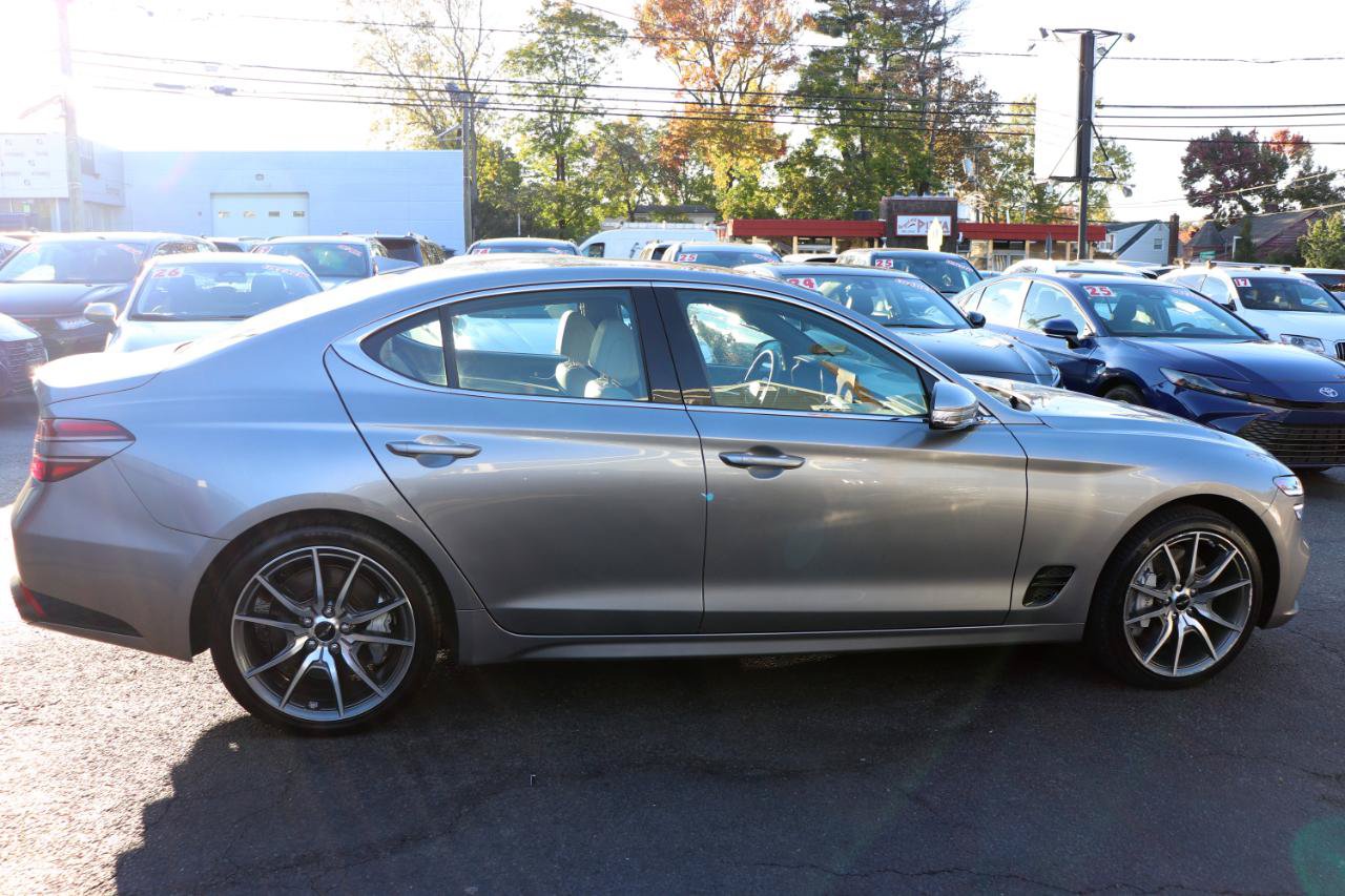 Used 2024 Genesis G70 2.5T AWD/4WD image 6
