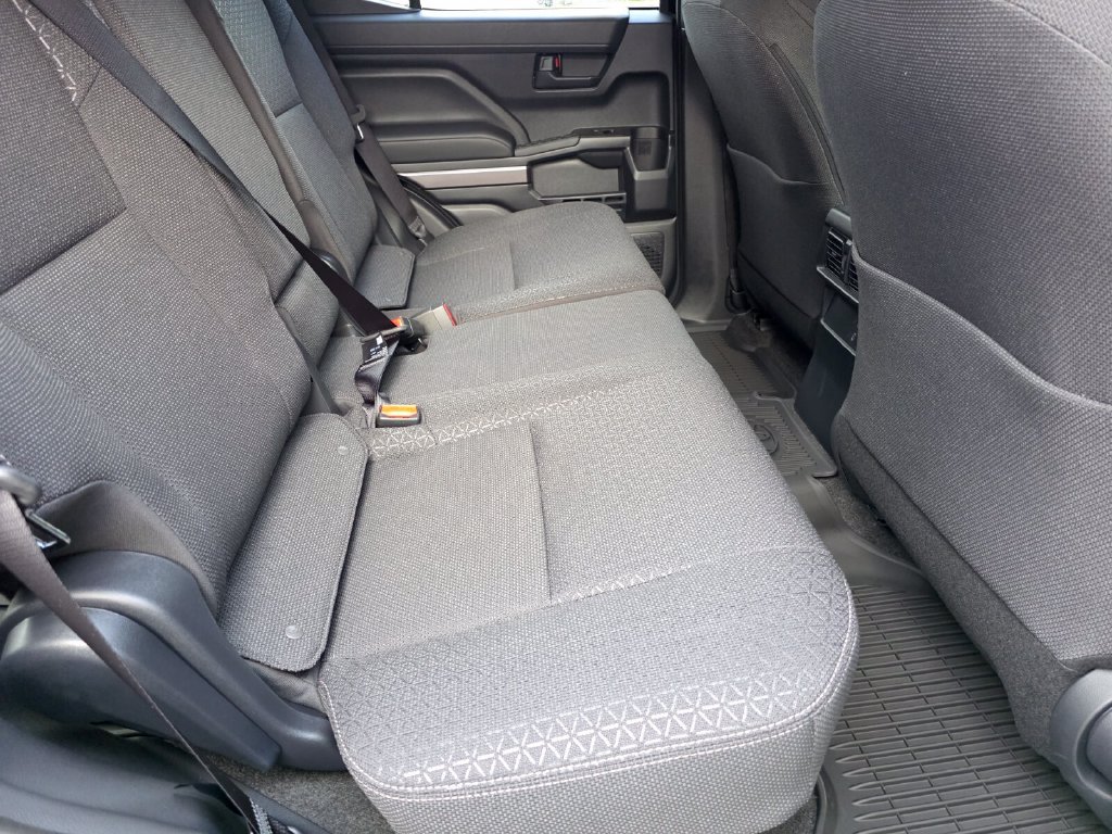 New 2026 Toyota 4Runner SR5 AWD/4WD image 17