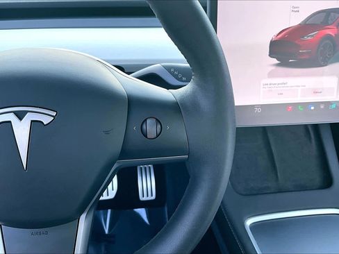 Used 2022 Tesla Model Y Performance image 23