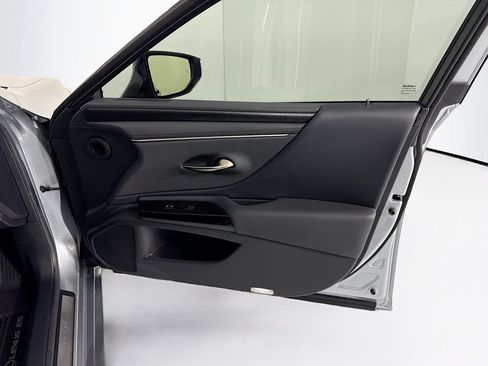 Certified 2025 Lexus ES 300h w/ Premium Package FWD image 25