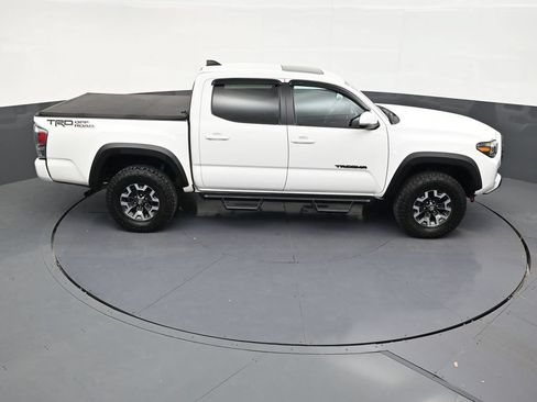 Used 2023 Toyota Tacoma TRD Off-Road w/ TRD Premium Off Road Package RWD image 18