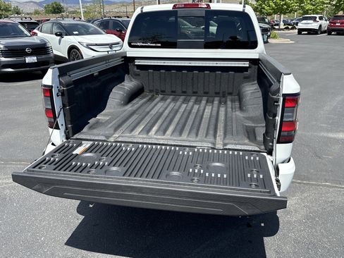 New 2026 Nissan Frontier SV w/ SV Convenience Package AWD/4WD image 7