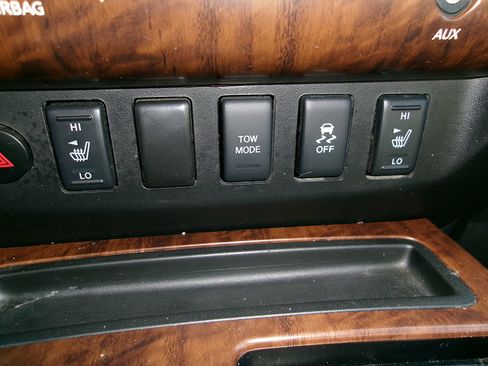 Used 2012 Nissan Titan SL w/ Heavy Metal Edition Pkg AWD/4WD image 17