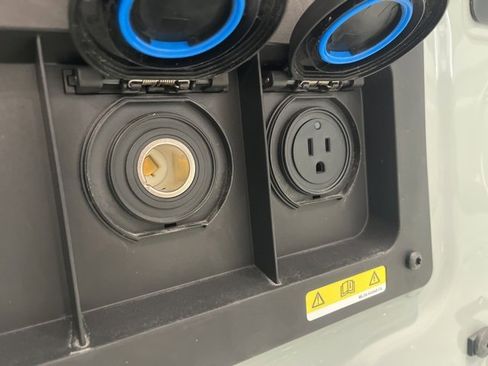 Used 2024 Ford Ranger XLT image 8