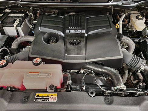 Used 2024 Toyota Tundra Platinum image 53