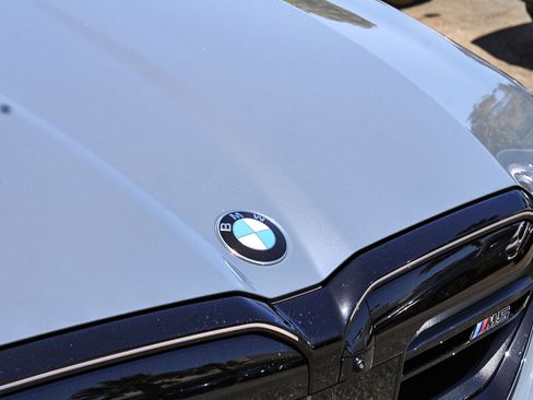 Used 2026 BMW M5 w/ Executive Package AWD/4WD image 9