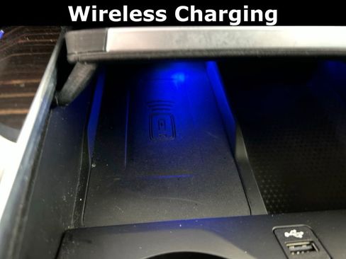 Used 2025 BMW X5 xDrive50e image 38