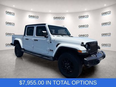 Used 2022 Jeep Gladiator Sport
