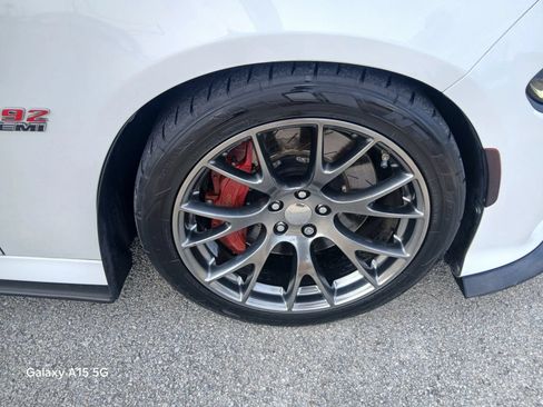 Used 2016 Dodge Charger SRT w/ Harman/Kardon Audio Group RWD image 19