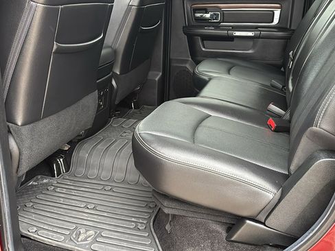 Used 2018 RAM 2500 Laramie w/ Sport Appearance Group image 27