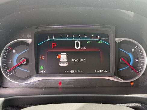 Used 2020 Honda Pilot Touring image 25