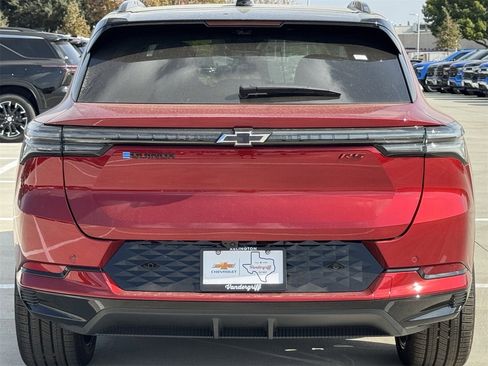 New 2026 Chevrolet Equinox EV RS image 5