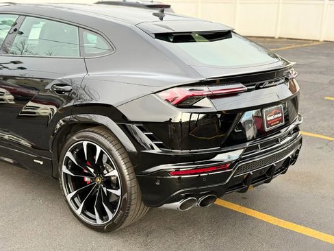 Used 2024 Lamborghini Urus S image 16