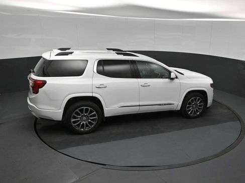 Used 2023 GMC Acadia Denali AWD/4WD image 17
