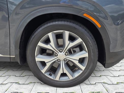Used 2021 Hyundai Palisade SEL w/ Premium Package FWD image 3
