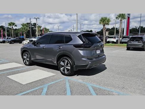 Used 2025 Nissan Rogue SL w/ SL Premium Package AWD/4WD image 27