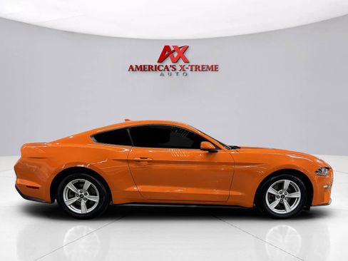 Used 2020 Ford Mustang Coupe RWD image 8