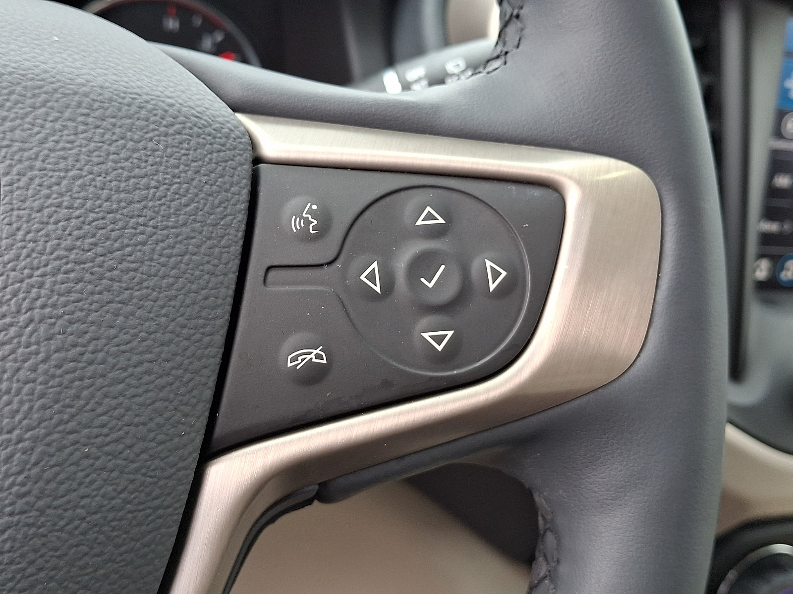 Used 2023 GMC Acadia Denali AWD/4WD image 22