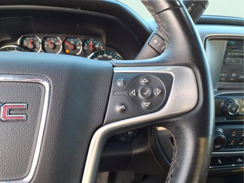 Used 2017 GMC Sierra 1500 SLE w/ SLE Value Package AWD/4WD image 18