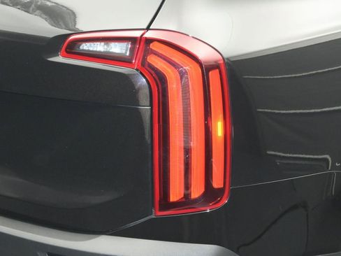 Used 2022 Kia Telluride SX FWD image 16