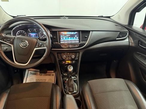 Used 2020 Buick Encore Preferred FWD image 31