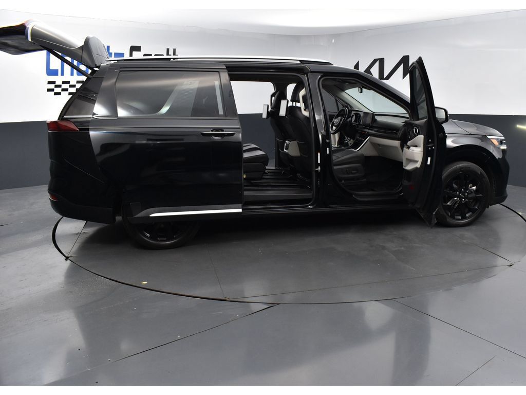 Used 2022 Kia Carnival SX FWD image 28