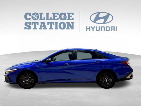 Used 2026 Hyundai Elantra Sport w/ Cargo Package FWD image 7