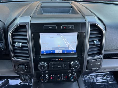 Used 2018 Ford F150 XLT w/ Equipment Group 302A Luxury AWD/4WD image 28