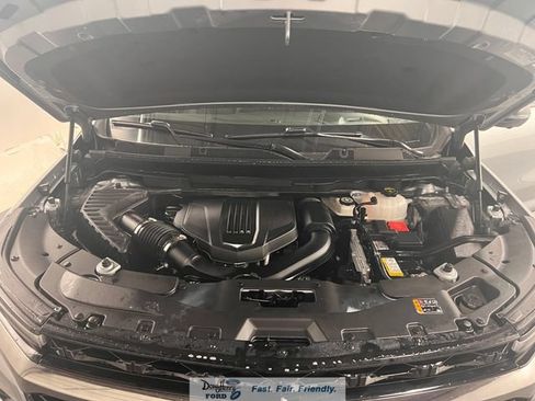 Used 2024 Chevrolet Traverse Z71 AWD/4WD image 22