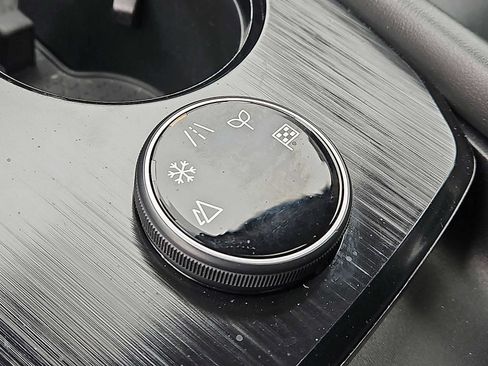 Used 2022 Nissan Rogue Platinum w/ Head-Up Display Package image 19