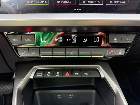 Used 2024 Audi A3 2.0T Premium image 24