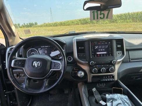 Used 2020 RAM 1500 Laramie AWD/4WD image 11