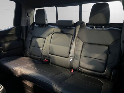 Used 2020 Chevrolet Silverado 1500 LT Trail Boss image 21