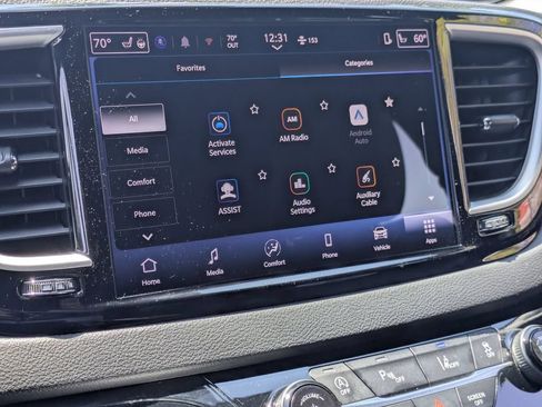 Used 2025 Chrysler Pacifica Select FWD image 21