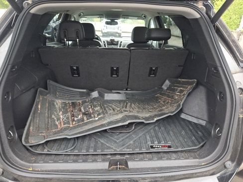 Used 2018 Chevrolet Equinox Premier image 8